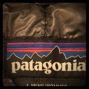 Patagonia Men’s large Nano Puff